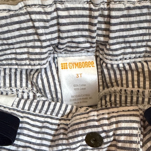 Set of Four Toddlers Pants (size 3T) - Picture 4 of 13